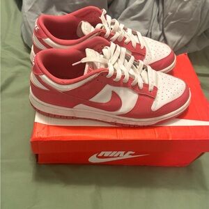 Nike Women's Red and White Sneakers